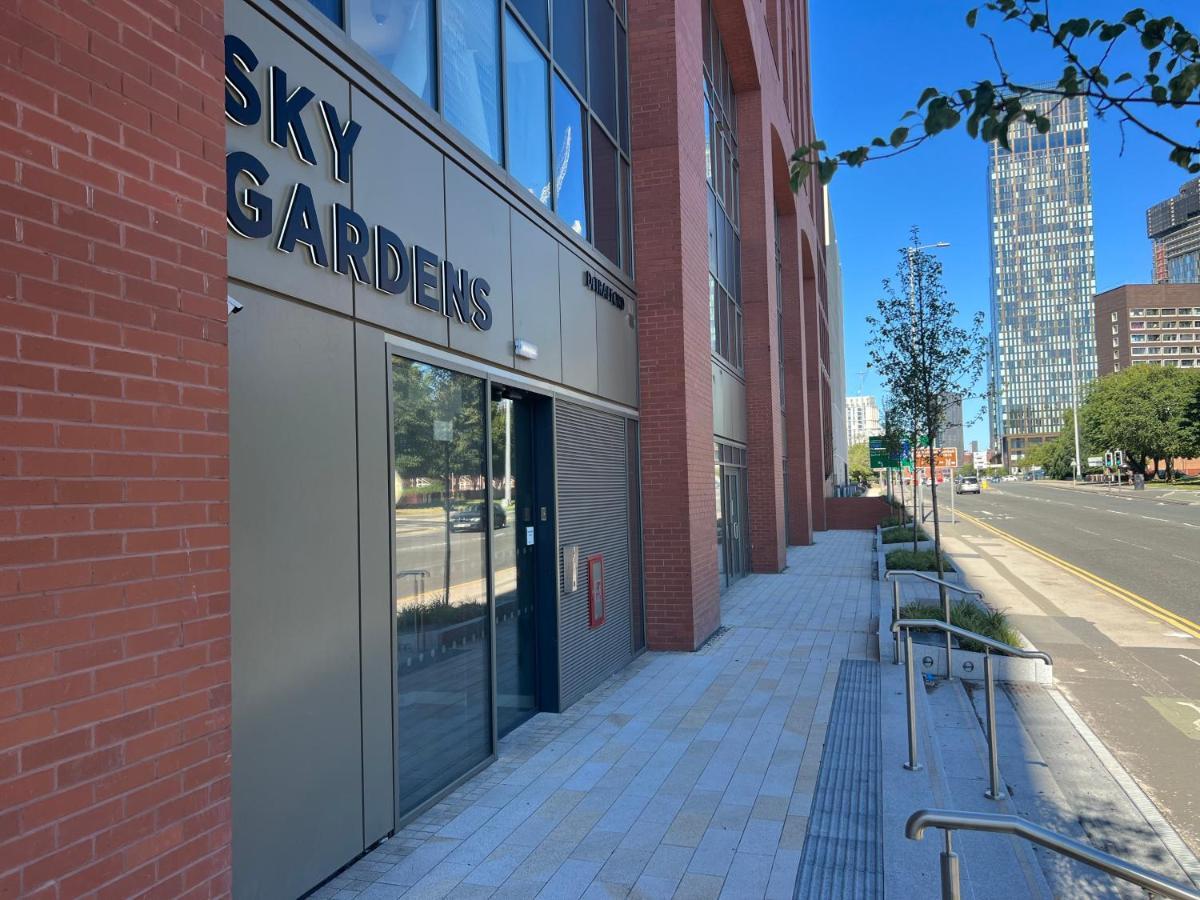Two Bedrooms Exquisite En-Suite Apartment Deansgate Manchester Exterior foto