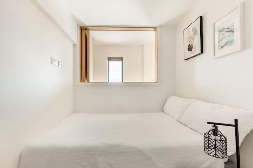 Two Bedrooms Exquisite En-Suite Apartment Deansgate Manchester Exterior foto